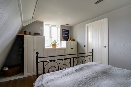 De master bedroom